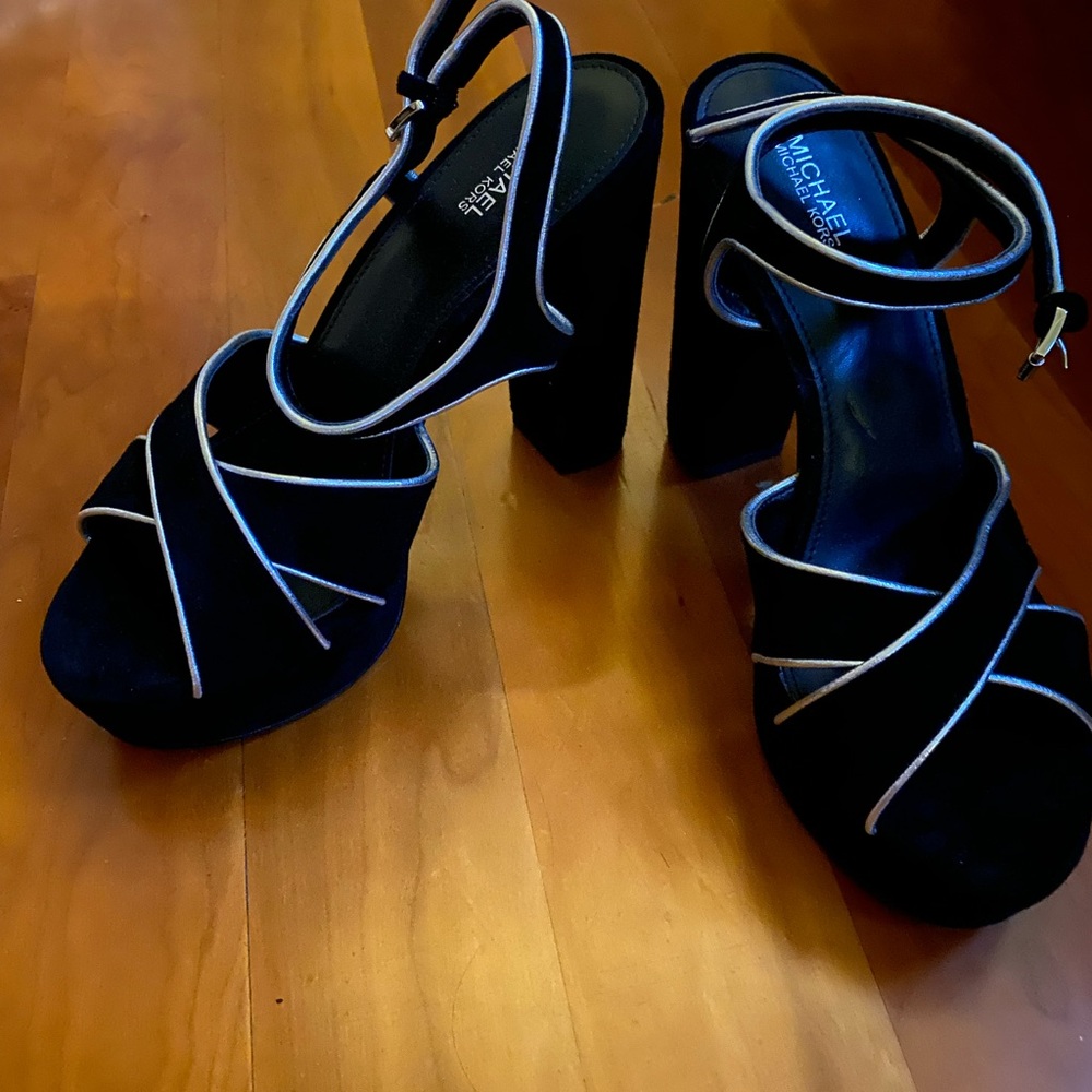 Michael kors platforms black size 7